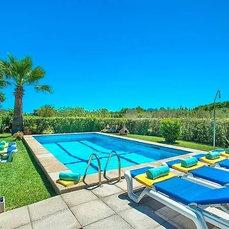 Geranios By Renthousing Pollença