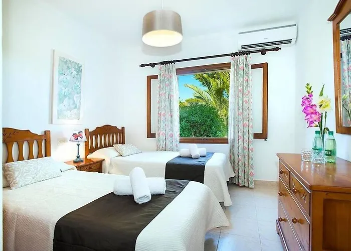 Geranios By Renthousing Pollença